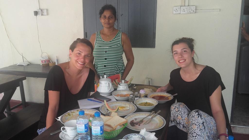 Araliya White House Apartman Negombo Kültér fotó